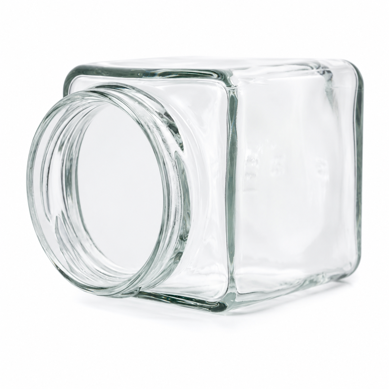 Vierkantglas 212 ml TO 58 aus klarem Glas mit quadratischem Glaskörper, abgerundeten Kanten und Twist-off-Mündung, seitlich liegend dargestellt.